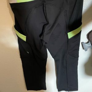 Lululemon capris